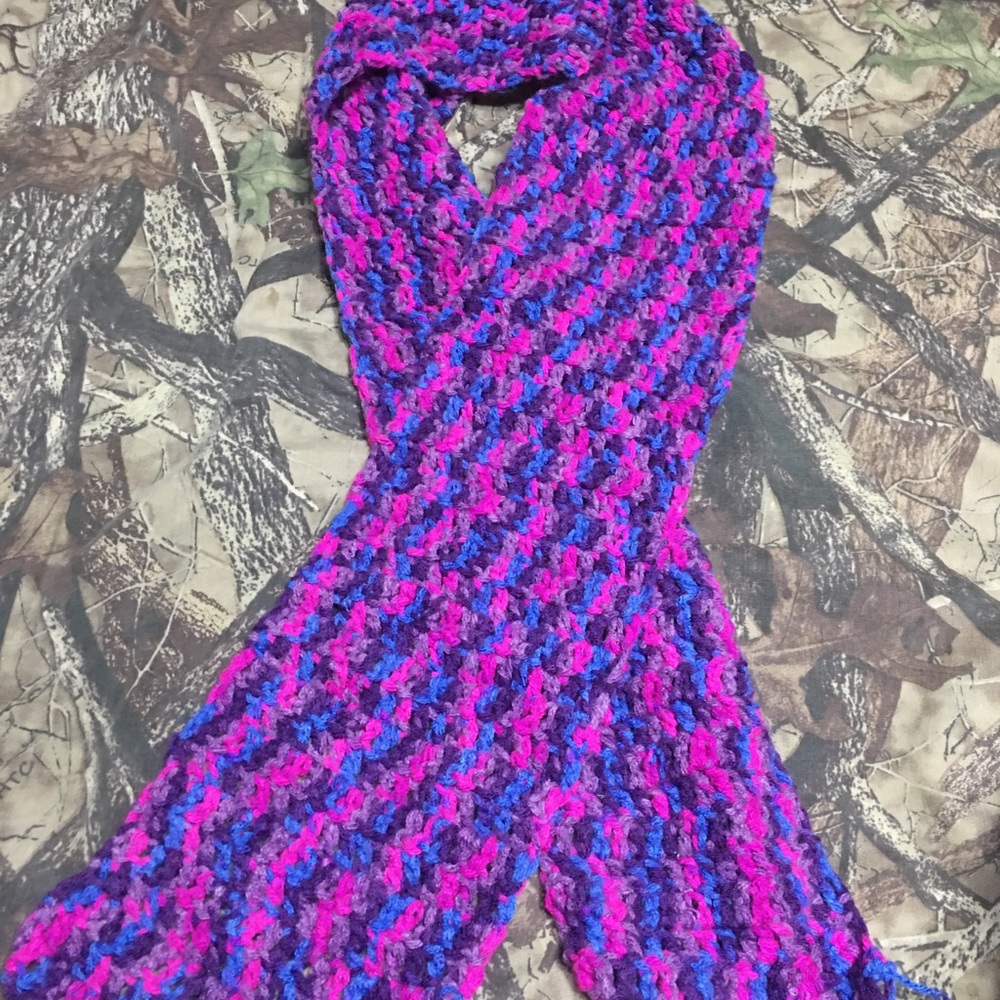 4.5 ft by 6 in scarf